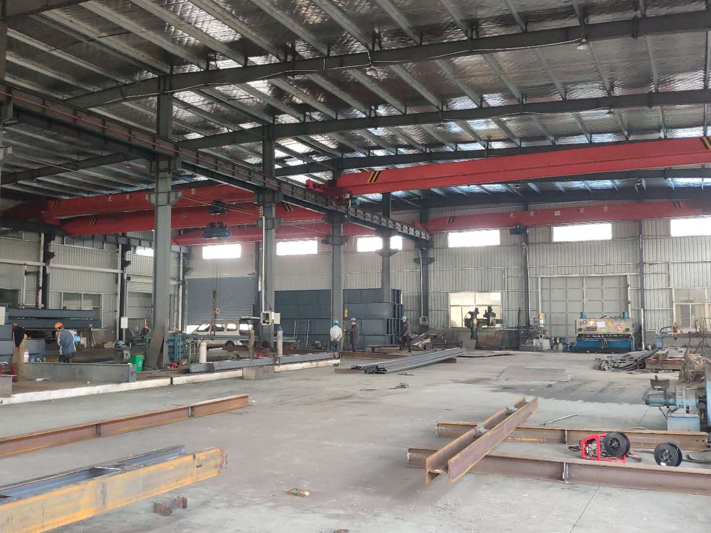 钢结构生产车间(图1)